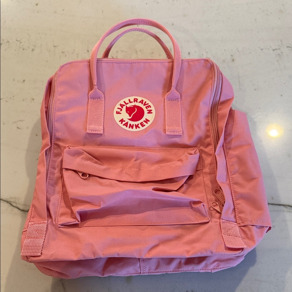 Fjallraven Kånken Light Pink Backpack